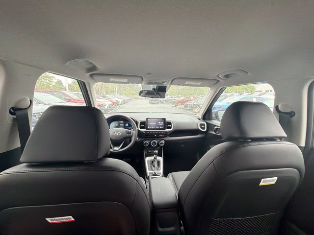 New 2026 Hyundai Venue SEL FWD image 33