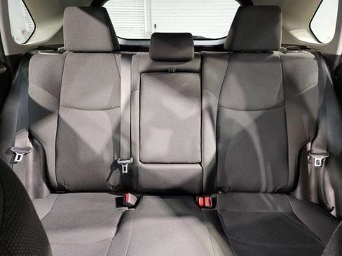 Used 2023 Toyota RAV4 LE AWD/4WD image 13