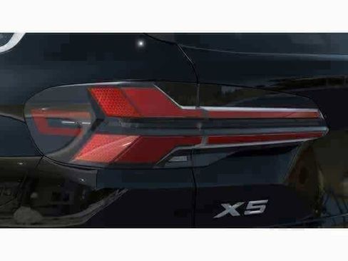 New 2025 BMW X5 xDrive40i image 39