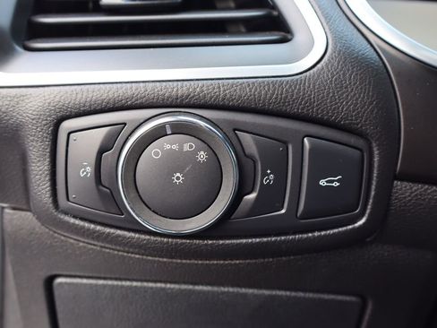 Used 2015 Ford Edge Sport w/ Equipment Group 401A AWD/4WD image 16