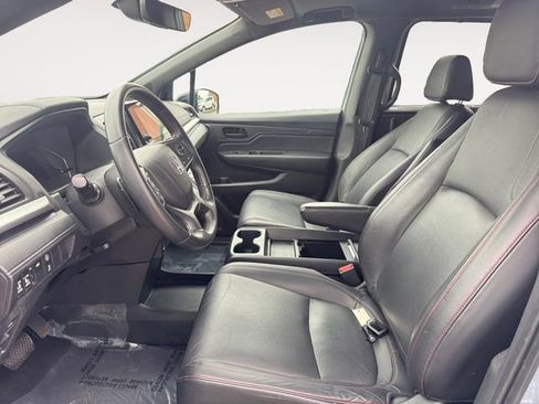 Used 2023 Honda Odyssey Sport image 9