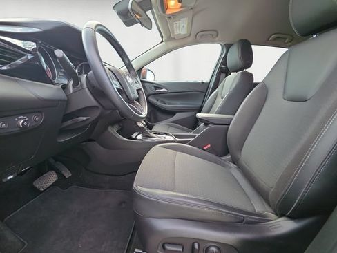 Used 2021 Buick Encore GX Preferred w/ Cold Weather Comfort Package AWD/4WD image 9