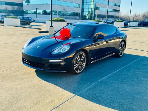 Used 2016 Porsche Panamera Edition RWD image 14