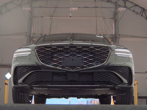 Used 2026 Genesis GV70 2.5T Sport Prestige image 11