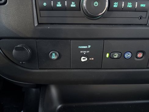 New 2025 Chevrolet Express 3500 w/ Power Convenience Package image 21