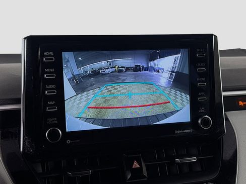 Used 2021 Toyota Corolla SE image 19