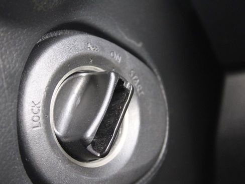 Used 2011 Nissan Rogue SV image 31