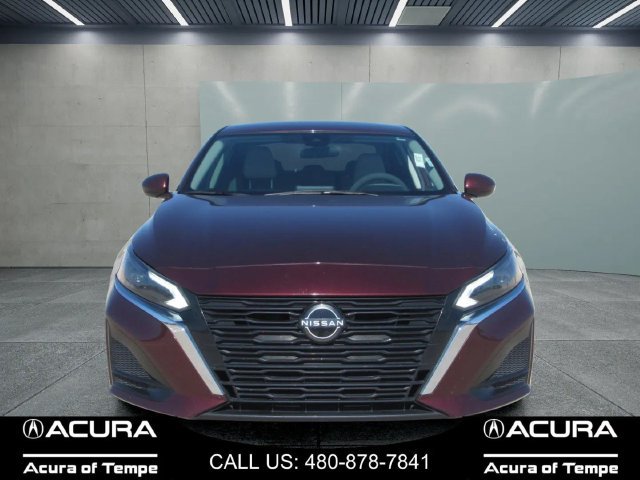Used 2023 Nissan Altima 2.5 SV FWD image 3