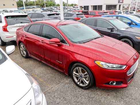 Used 2015 Ford Fusion Titanium image 7