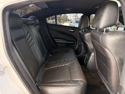 Used 2016 Dodge Charger SRT Hellcat RWD image 25