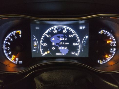 Used 2018 Jeep Grand Cherokee Limited w/ Trailer Tow Group IV image 23