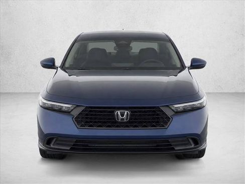 Used 2024 Honda Accord EX-L image 2