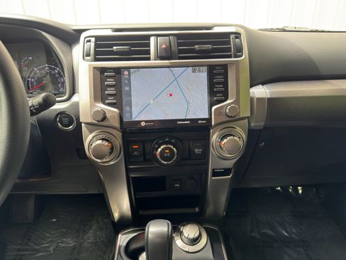 Used 2021 Toyota 4Runner SR5 Premium w/ Moonroof Package AWD/4WD image 23