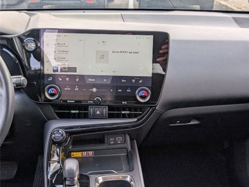 Used 2025 Lexus NX 350 AWD w/ Accessory Package (K3) image 18