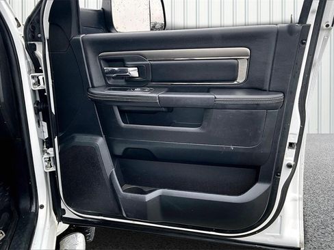 Used 2016 RAM 1500 Sport image 27