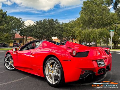 Used 2013 Ferrari 458 Spider RWD image 36