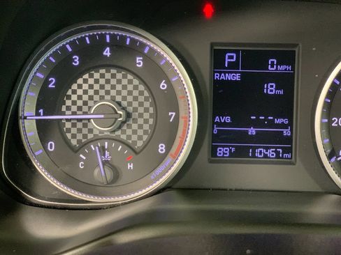 Used 2019 Hyundai Elantra SE w/ Winter Weather Package FWD image 23