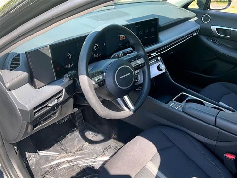 Used 2025 Hyundai Sonata SEL FWD image 18