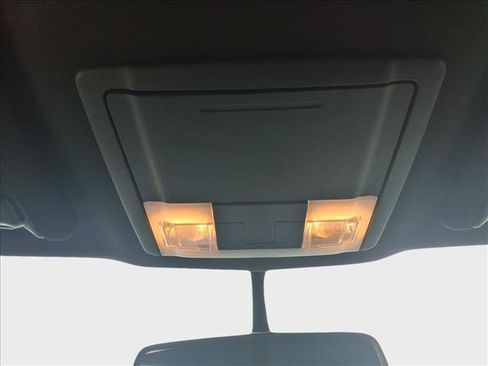 Used 2019 Ford Explorer XLT AWD/4WD image 29