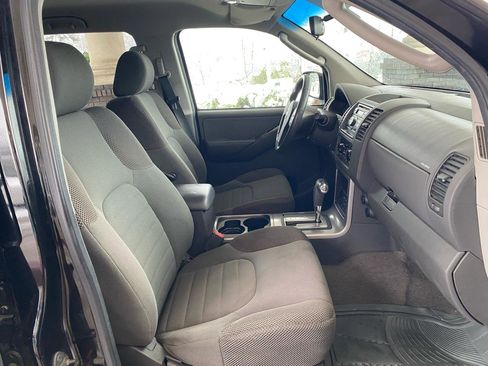 Used 2009 Nissan Pathfinder S RWD image 30