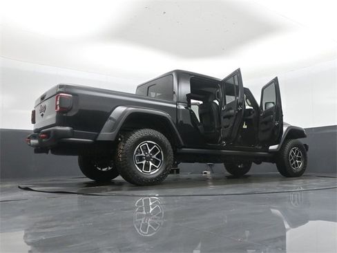 New 2025 Jeep Gladiator Rubicon image 51
