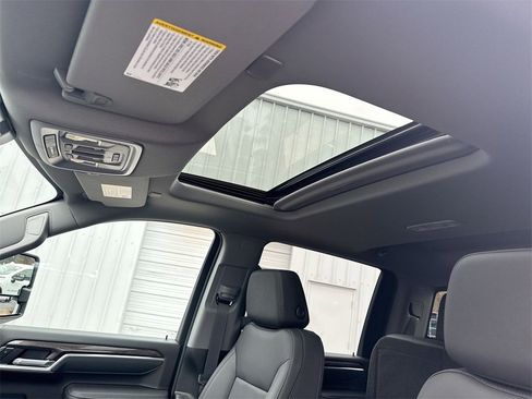 New 2026 Chevrolet Silverado 3500 LTZ w/ LTZ Premium Package image 20