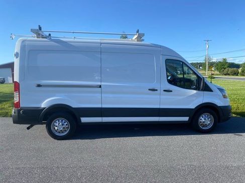 Used 2023 Ford Transit 250 Medium Roof AWD image 7