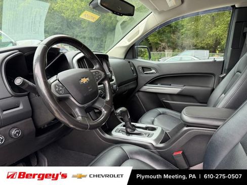 Used 2020 Chevrolet Colorado LT w/ Safety Package AWD/4WD image 3