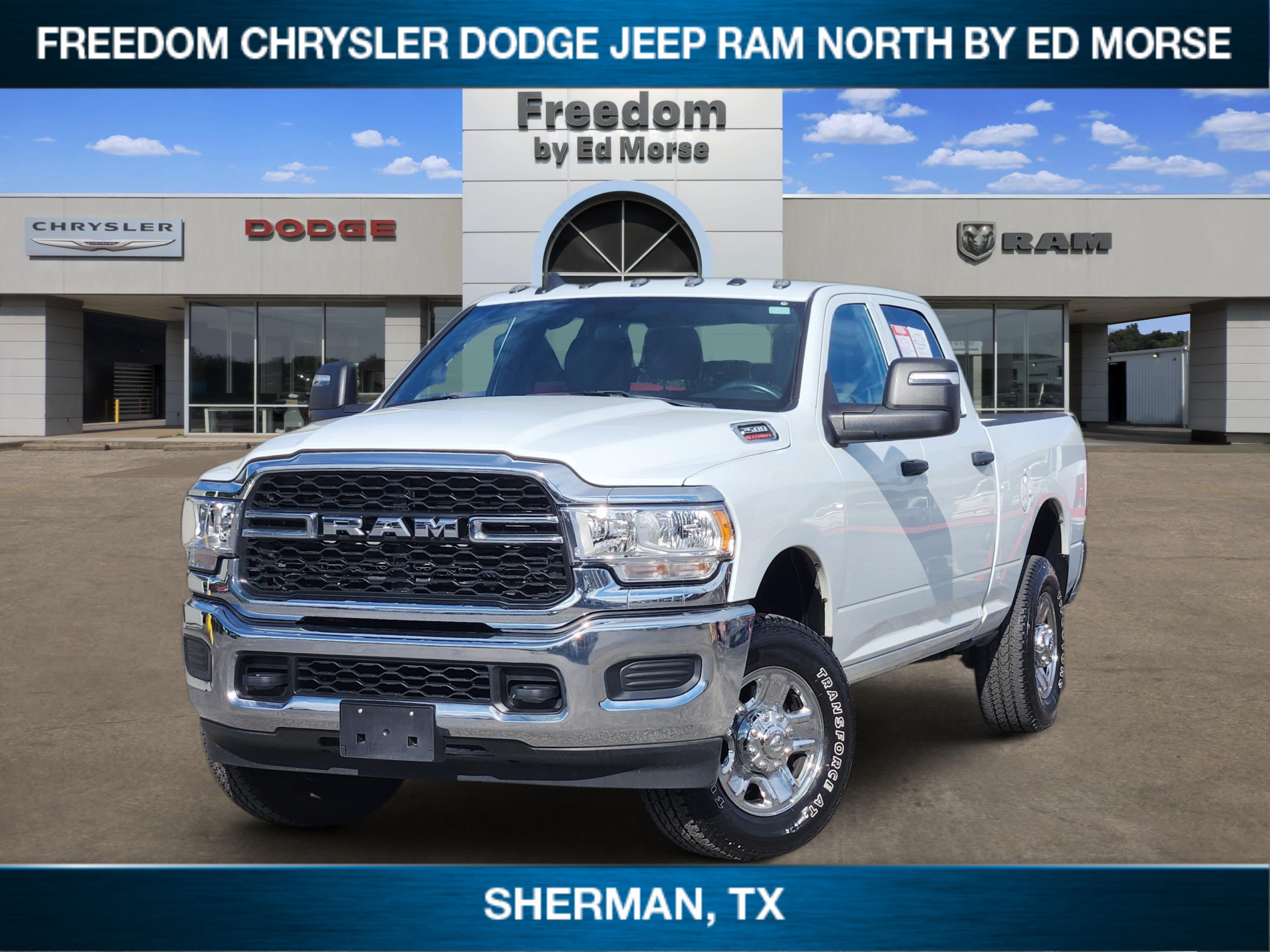 Used 2024 RAM 2500 Tradesman w/ Chrome Appearance Group AWD/4WD image 1