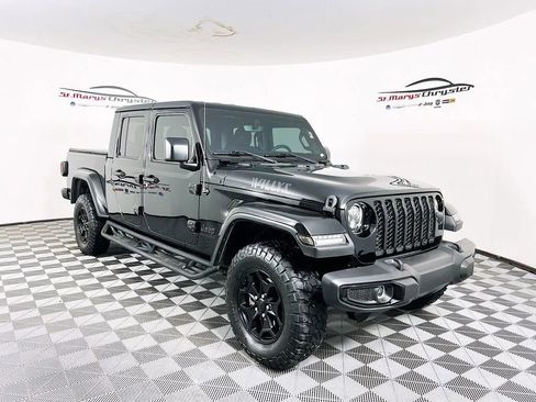 Used 2023 Jeep Gladiator Willys image 1