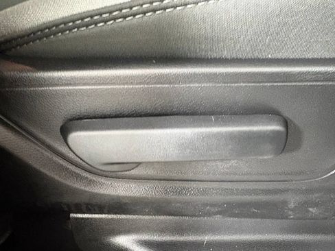 Used 2022 RAM 1500 Big Horn AWD/4WD image 31