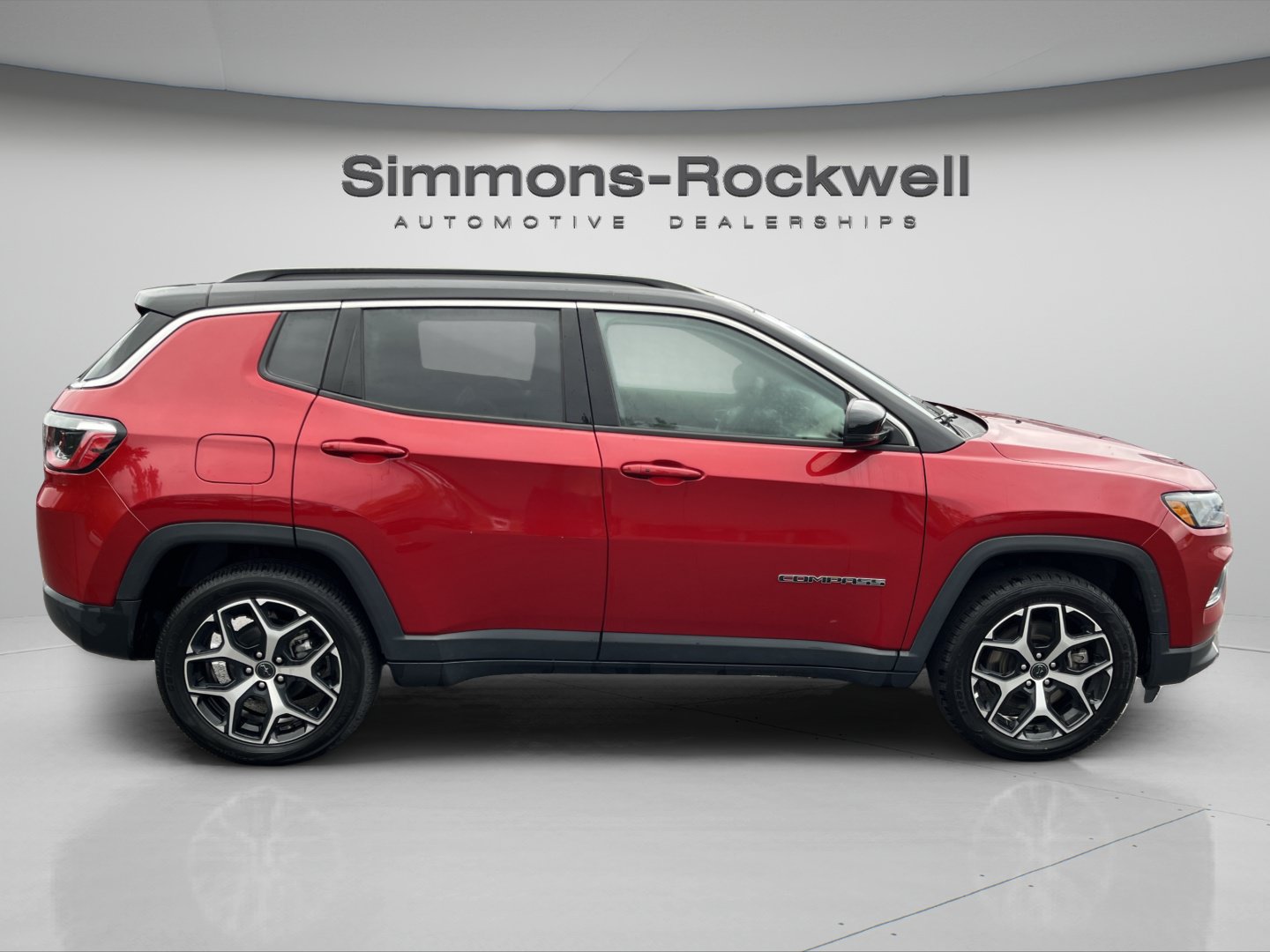 Used 2025 Jeep Compass Limited AWD/4WD image 6