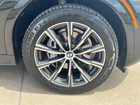 Used 2024 BMW X6 xDrive40i w/ Premium Package AWD/4WD image 10