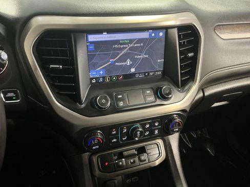 Used 2021 GMC Acadia Denali w/ Denali Ultimate Package AWD/4WD image 21