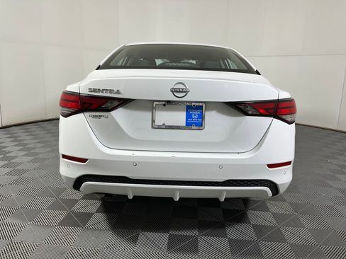 Used 2024 Nissan Sentra S image 8