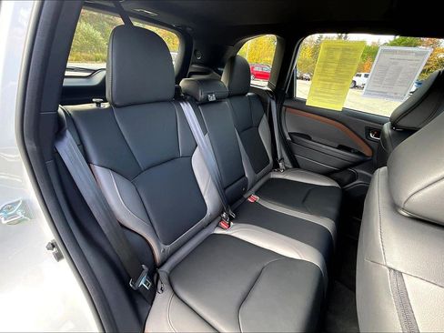 Used 2025 Subaru Forester Sport image 22