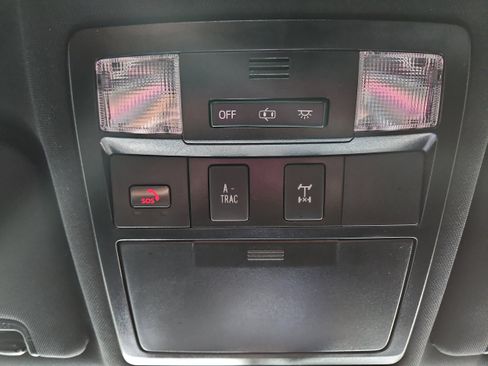 Used 2022 Toyota Tacoma TRD Off-Road image 20