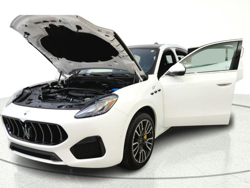 Used 2023 Maserati Grecale GT AWD/4WD image 10