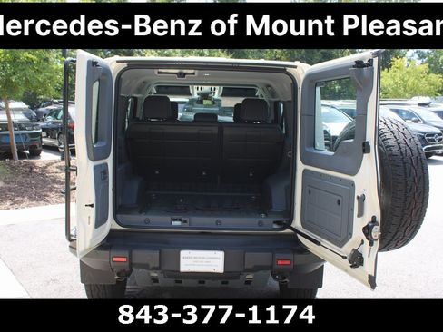 Used 2024 INEOS Grenadier Base image 8