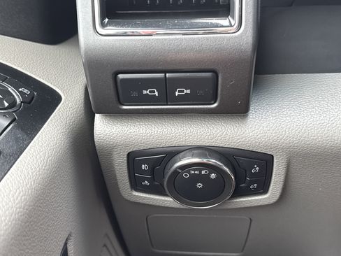 Used 2017 Ford F150 XLT w/ XTR Package AWD/4WD image 18