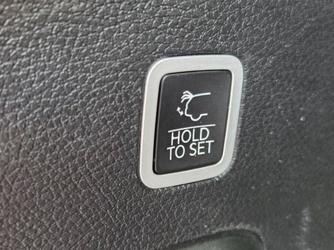 Used 2024 Jeep Wagoneer Series II w/ Flexible Seating Group AWD/4WD image 16
