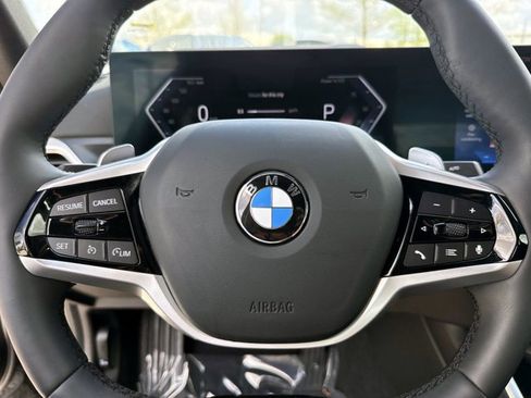 Used 2025 BMW 330i Sedan image 30