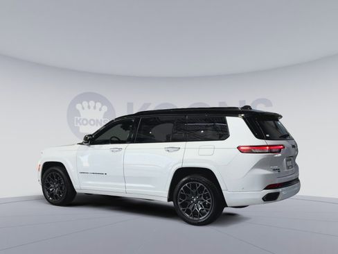 Used 2025 Jeep Grand Cherokee L Summit AWD/4WD image 8