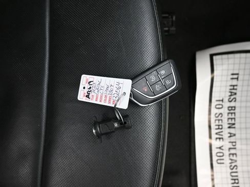 Used 2023 Cadillac CT5 Luxury image 12