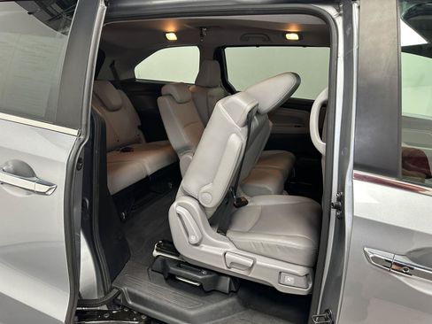 Certified 2024 Honda Odyssey EX-L image 33