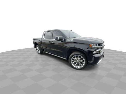 Used 2021 Chevrolet Silverado 1500 High Country w/ Technology Package AWD/4WD image 2