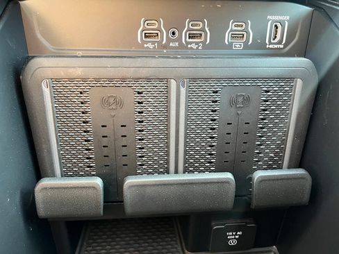 Used 2026 RAM 3500 Longhorn AWD/4WD image 24
