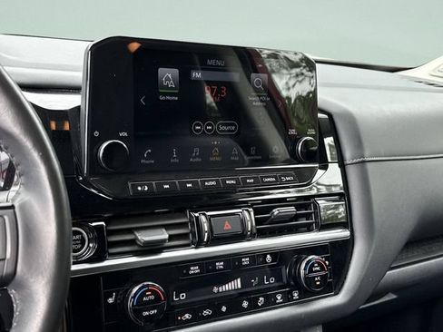 Certified 2023 Nissan Pathfinder SL w/ SL Premium Package FWD image 31