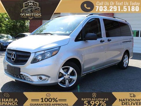 Used 2016 Mercedes-Benz Metris Passenger image 1