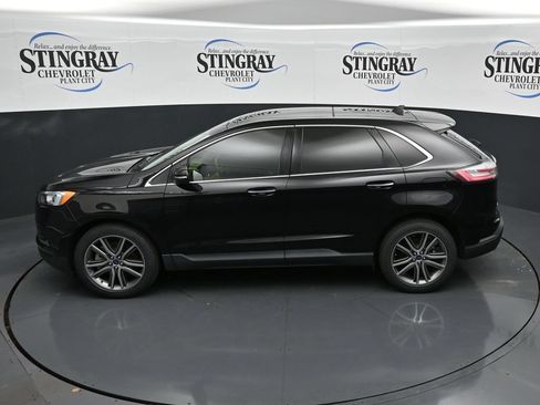 Used 2021 Ford Edge Titanium FWD image 21